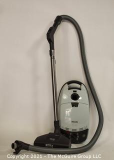 Miele Solaris Turbo Plus Vacuum Cleaner, Working Condition.