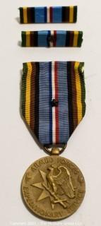 Collectible: Militaria: Medal - UN Expeditionary Services medal w ribbons