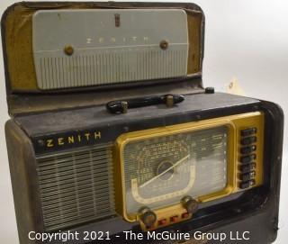 Collectible: Radio: Zenith Model H500 Trans-Oceanic Portable Radio ~1953