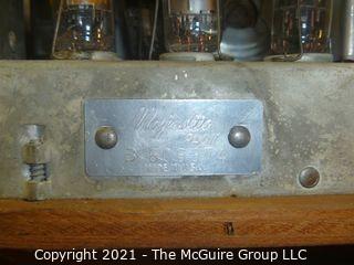 Collectible: Radio: Majestic "Monarch of the Air" AM radio