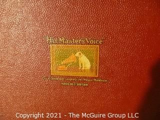 Collectible: Vintage Radio: His Masters Voice - T24TAB 1951