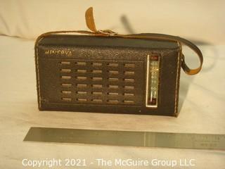 Collectible: Vintage Radio: Minerver 10 transistor