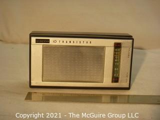 Collectible: Vintage Radio: Minerver 10 transistor