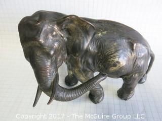 Metal Elephant  (Background scale: 1/4" grid)