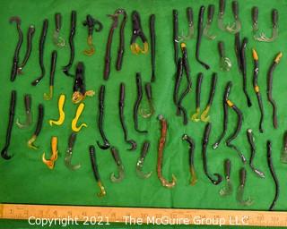 Collectible: Fishing: Collection of ~ 55 Worms 