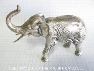 Metal Elephant  (Background scale: 1/4" grid)