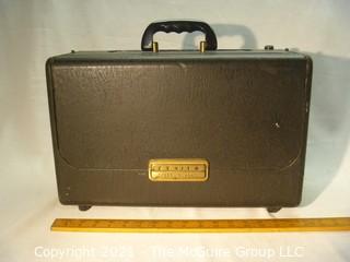 Collectible: Radio: Zenith Model Royal B600 Trans-Oceanic Portable Multiband Radio (4)