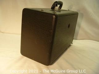 Collectible: Radio: Zenith Model Royal B600 Trans-Oceanic Portable Multiband Radio (6A40)