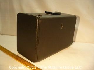 Collectible: Radio: Zenith Model H500 Trans-Oceanic Portable Radio L2493