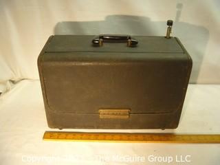 Collectible: Radio: Zenith Model H500 Trans-Oceanic Portable Radio 25345