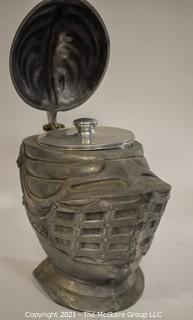 Vintage Medieval Style Knights Helmet Ice Bucket Bar Ware. 