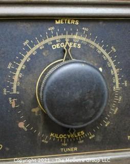 Collectible: Radio: circa 1925 Thermiodyne radio receiver (Untested) looks clean and complete.