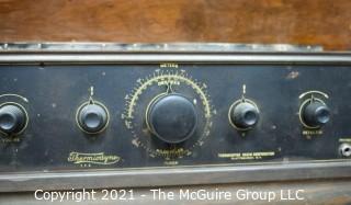 Collectible: Radio: circa 1925 Thermiodyne radio receiver (Untested) looks clean and complete.