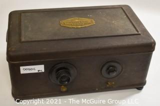 Collectible: Radio: Atwater-Kent #42 "Bread-box" radio receiver w/7-tubes (untested) clean and looks complete