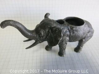 Metal Elephant  (Background scale: 1/4" grid)