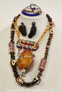 African necklace, carvings and similar items