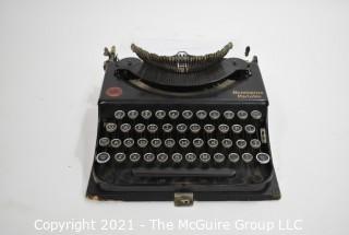 Antique 1920s Remington Portable Typewriter in Case, Working Condition.