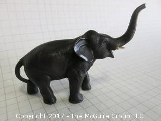 Plastic Elephant  (Background scale: 1/4" grid)