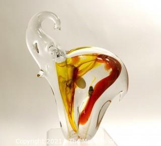 Hand Blown Murano Glass Elephant in Amber & Gold, Made in Italy.  Measures approximately 8" x 6".