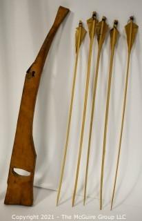 Collectible: Militaria: Vietnam Era: large Montagnard hand-made crossbow and 5 arrows.