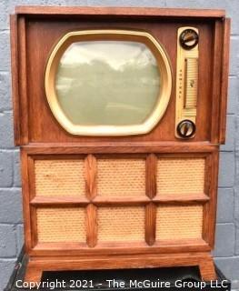 Vintage Mid Century Modern MCM Admiral TV Cabinet Console 26X37 CRT 