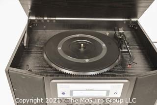 Electronics: Modern: TEAC AM/FM/CD-RW and Phonograph Player