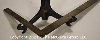 Tools: Antique: Stanley No. 3N Right Angle  24 + 16 Carpenter Square 