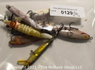 Collection of Vintage Fishing Lures.  Includes L&S MirrOlure 52M25;M26, Jim Pfeffer & Heddon Dying Diver Saltwater Fishing Lures.