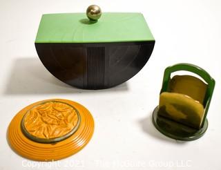 Art Deco Mid Century Bakelite Vanity Items Including Trinket Box, Powder Compact and Pin Holder.