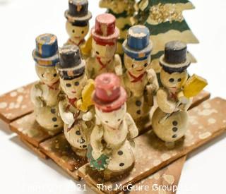 Vintage: Christmas: Creche and lighting and kitsch