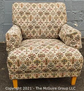 Vintage: Furnishing: Sturdy Clean Re-Upholstered Arm Chair with Woven Fabric