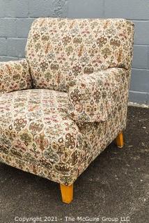 Vintage: Furnishing: Sturdy Clean Re-Upholstered Arm Chair with Woven Fabric