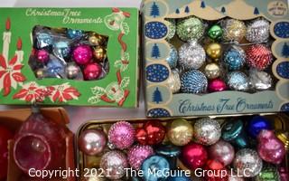 Group of Vintage Glass Tree Christmas Ornaments in Boxes, "Shiny Brite". 