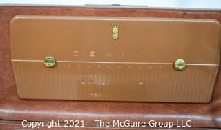 Vintage Tube Radio by Zenith Trans-Oceanic "Wave Magnet" USA R-520 "U.S.A. Property" with Army Manual