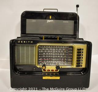 Vintage Tube Radio Zenith Trans-Oceanic Wave Magnet Y600