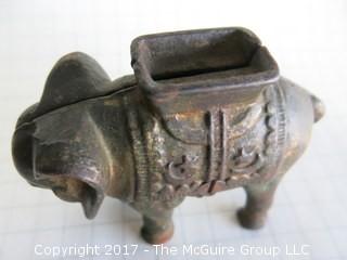 Metal elephant bank (Background 1/4" blocks)