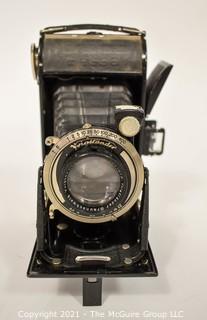 Vintage 1930's "Voigtlander Bessa" Folding Camera with Case
