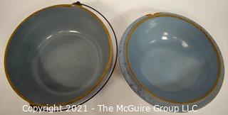 Vintage Primitive Farmhouse Cornflower Blue Salt Glazed Stoneware Cookware Bowl with Lid and Metal Handle.  Measures 13" Diameter. (TMG re-numbered)