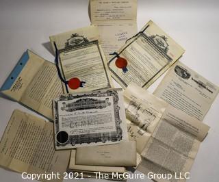 Collection of paperwork relating to the granting of a patent in 1912 for railroad signal-lanterns 