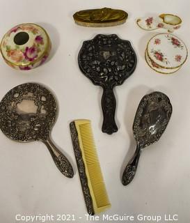 Group of Vintage Vanity Items. 