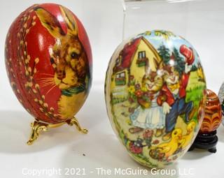 Group of Vintage Easter and Easter Egg Items. 