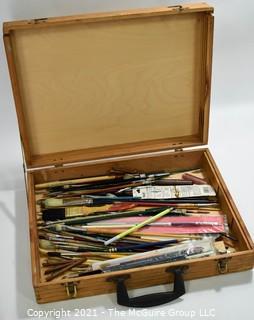 Grouping of Artists Brushes and Carrying Case 