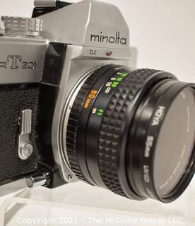 Vintage Minolta SRT 201 35mm & 80-200 macro zoom Lens Rokkor-X Japan with Accessories & Manuels. 