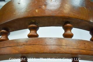 18th Century Antique Windsor Chair With Extended Arms 