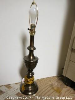 Table lamp (no shade)