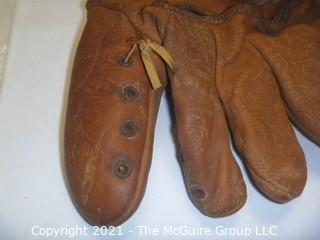 Vintage Softball Glove: 1940's Wilson #67B Split Finger "U.S." Issued