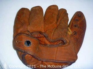 Vintage Softball Glove: 1940's Wilson #67B Split Finger "U.S." Issued