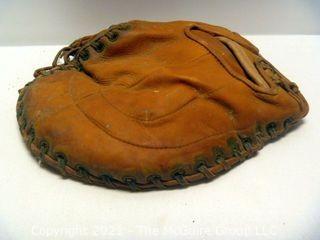 Vintage Softball Catcher's Mitt Glove:  Rawlings SF-2 Stamped "US"