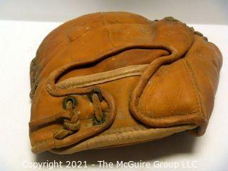 Vintage Softball Catcher's Mitt Glove:  Rawlings SF-2 Stamped "US"