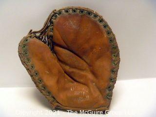 Vintage Softball Catcher's Mitt Glove:  Rawlings SF-2 Stamped "US"